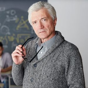 experienced-teacher-2021-04-05-18-54-55-utc-1.jpg